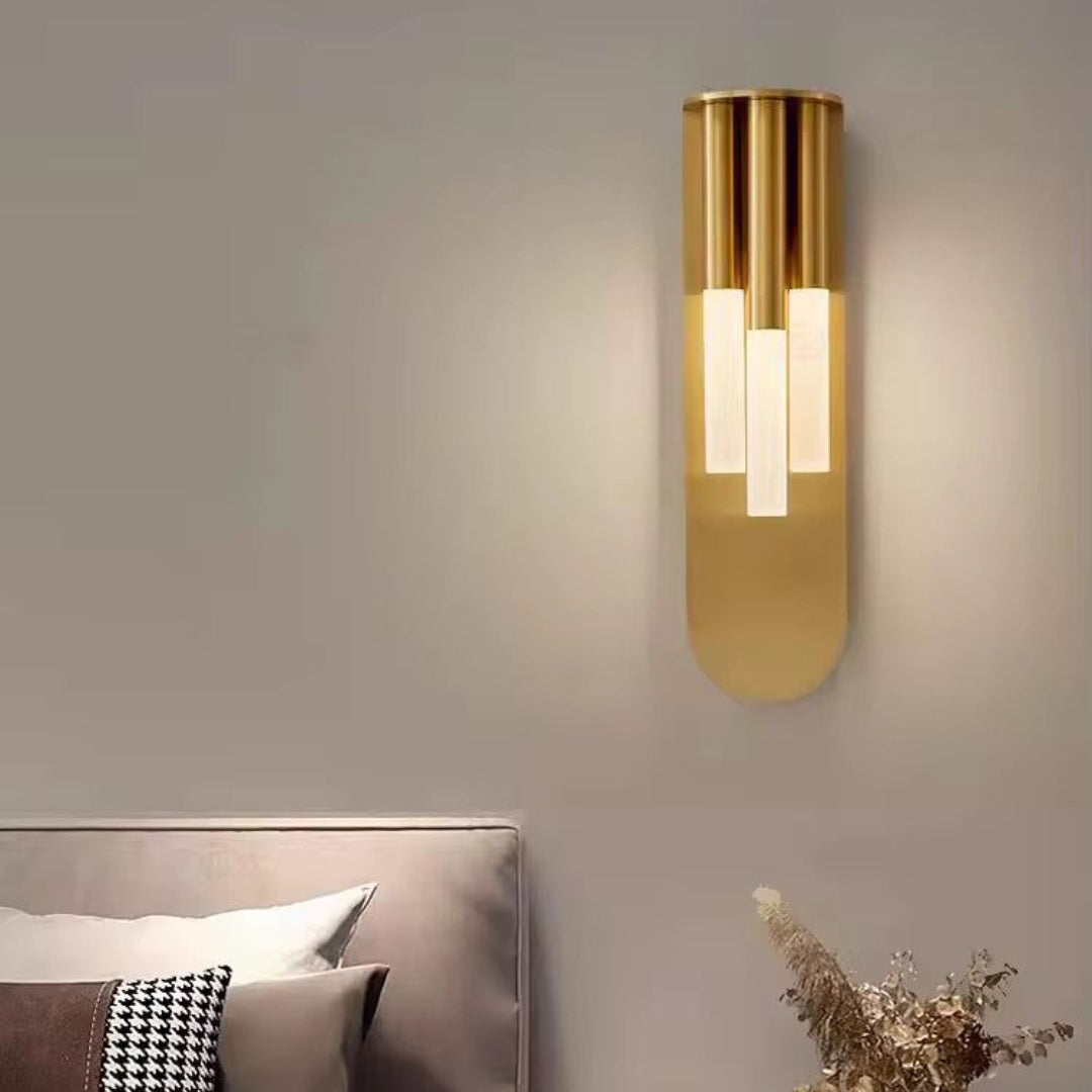 Modern Gold Wall Light – Elegant Decorative Wall Sconce for Home & Office