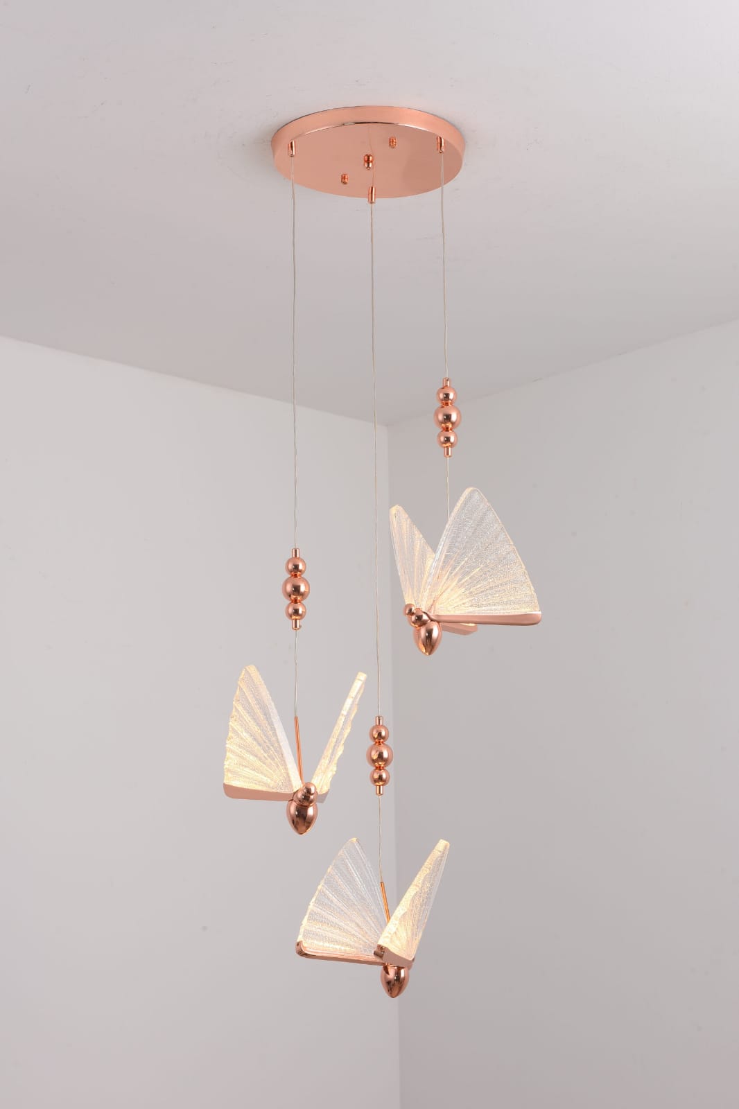 Elegant Butterfly Pendant Light – Modern Decorative Ceiling Fixture for Living Room, Bedroom & Dining Area