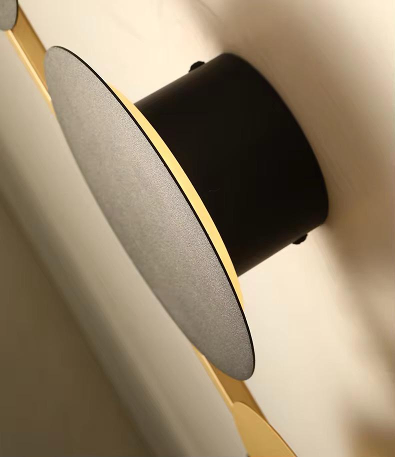blissbells Modern Abstract Wall Light with Integrated Clock, Minimalist Design in Black and Gold (Clock and Circles)