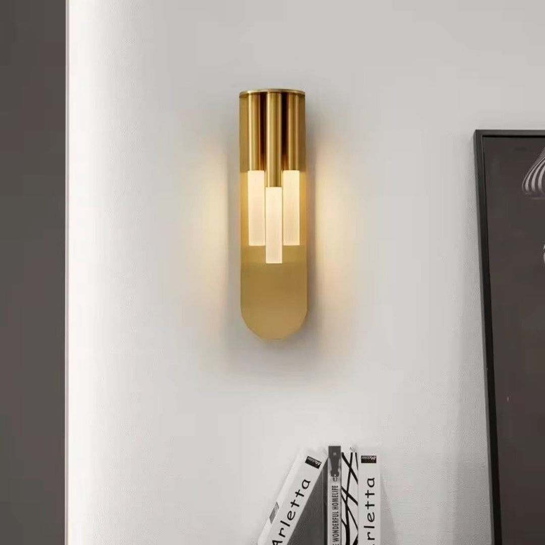 Modern Gold Wall Light – Elegant Decorative Wall Sconce for Home & Office