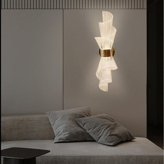 Modern Spiral LED Wall Lamp – Gold Finish