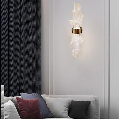 Modern Spiral LED Wall Lamp – Gold Finish