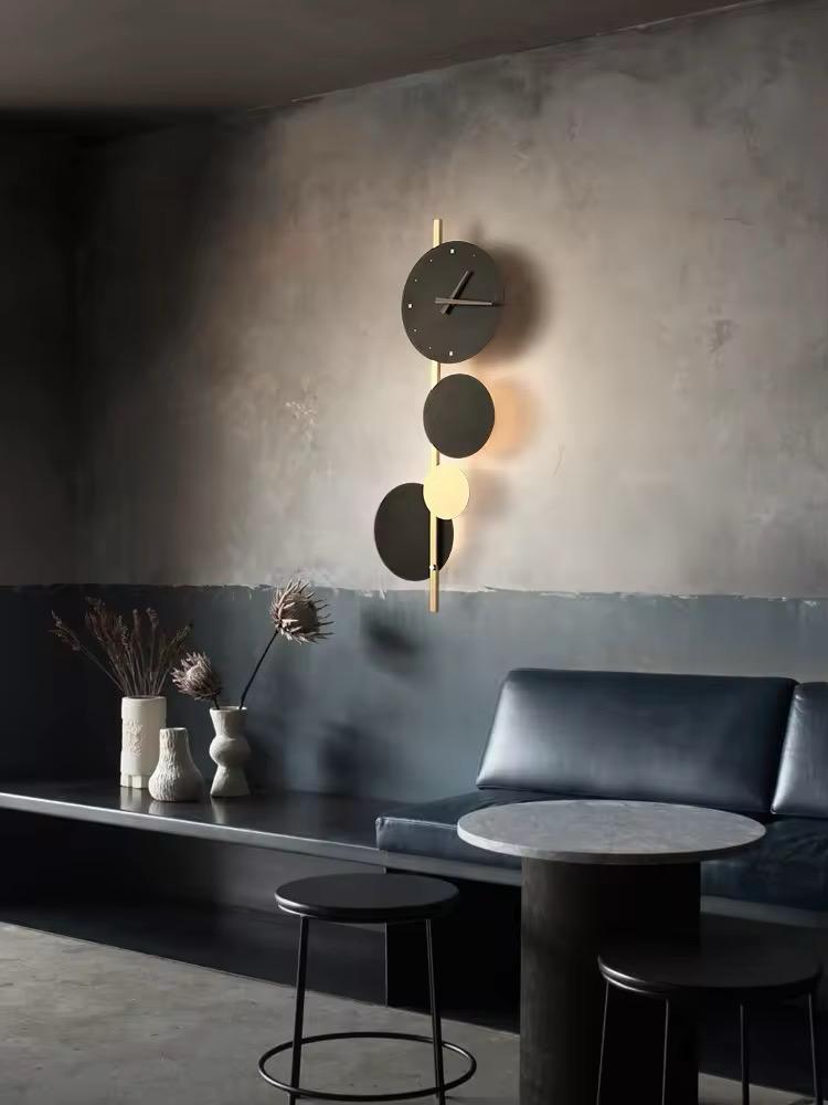 blissbells Modern Abstract Wall Light with Integrated Clock, Minimalist Design in Black and Gold (Clock and Circles)